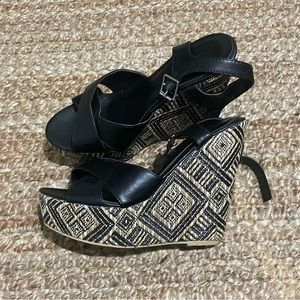 Torrid wedges size 7W